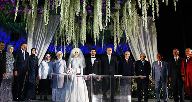 Cumhurbaşkanı Erdoğan nikah şahidi oldu - Yeni Meram