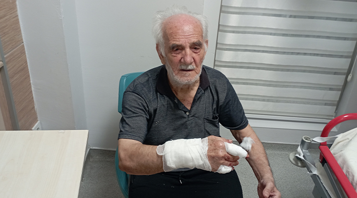 Karaman'da köpeğin saldırdığı yaşlı adam yaralandı