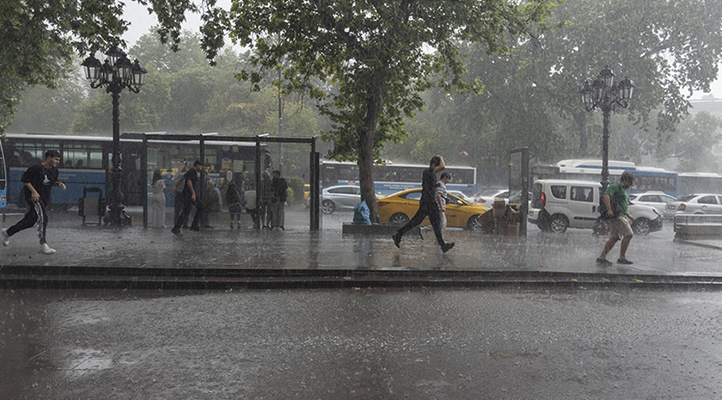 Ankara ve çevresindeki iller için kuvvetli yağış uyarısı